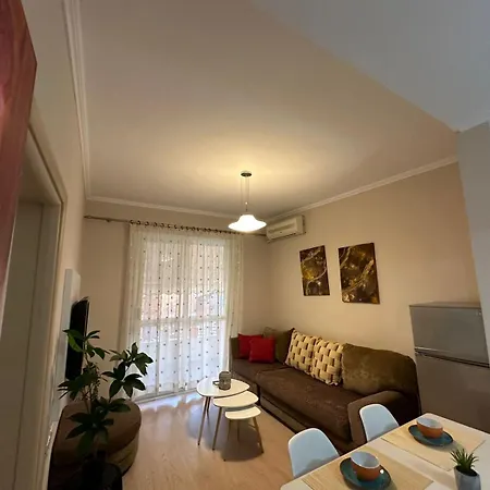 Ideal Apartment *