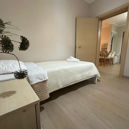 Ideal Apartment *